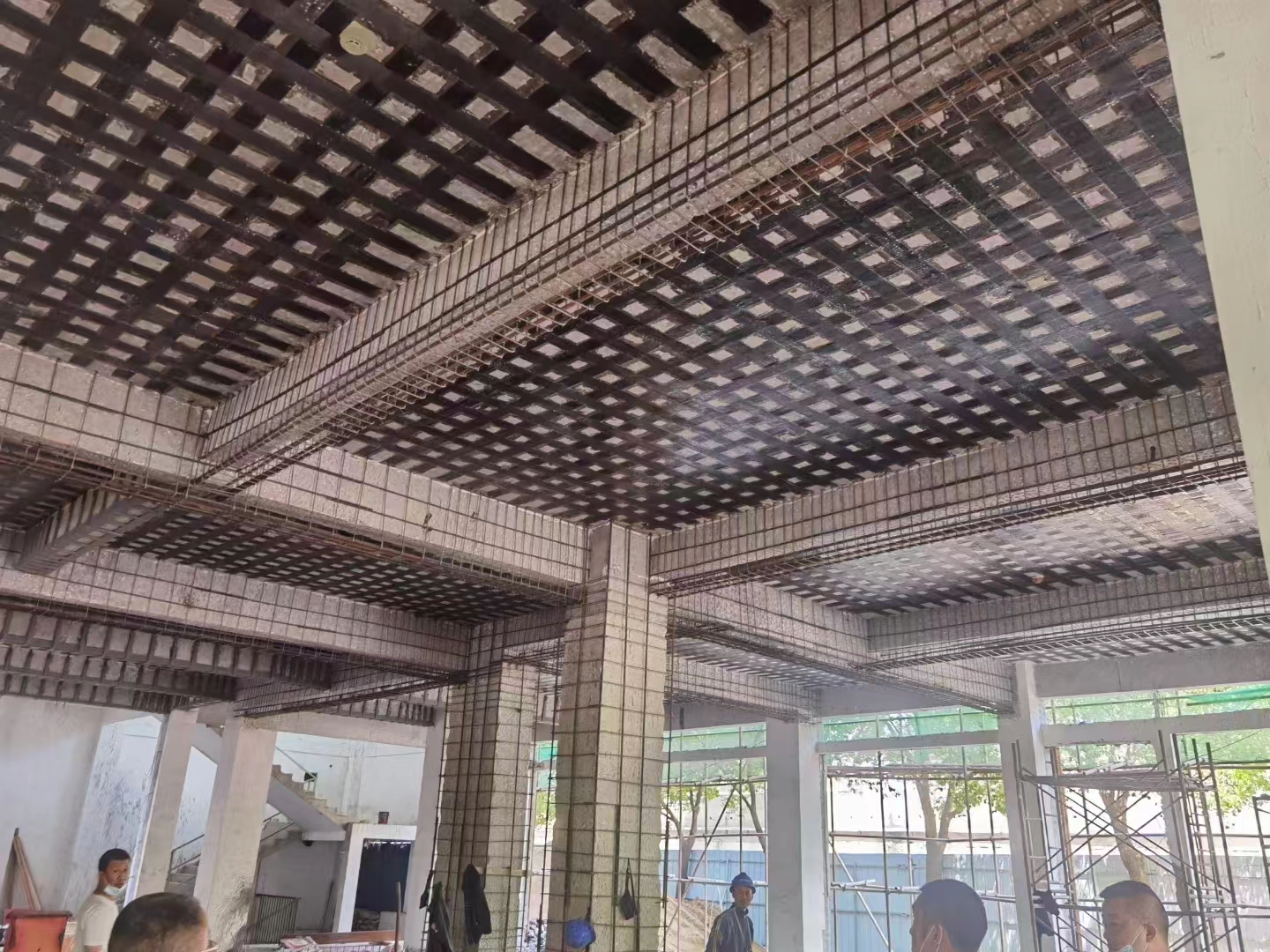 深圳碳纤维加固对加固材料及施工工艺的要求